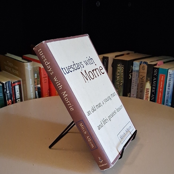 Tuesdays with Morrie By Mitch Albom - Picture 3 of 3